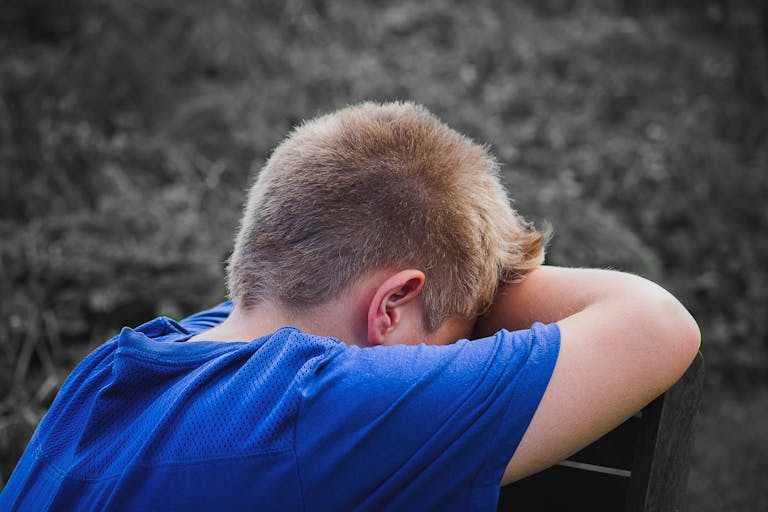 ¿Cómo Ayudar A Mi Hijo Con Baja Autoestima?